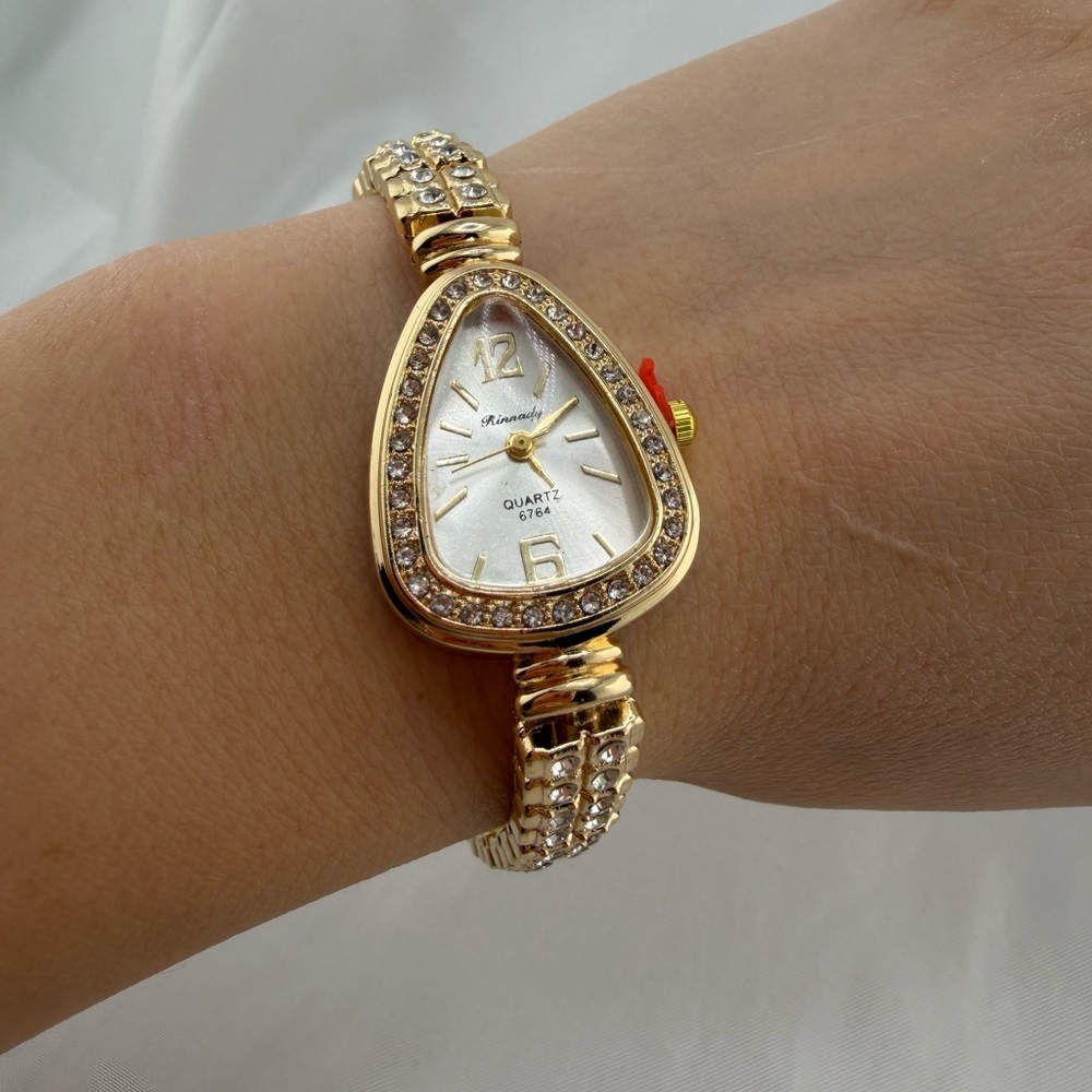 Panthers classic Glamorous Gold and diamond Women's Watch - Picture 4 of 5